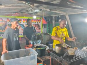 Warung Danau Kelimutu Kotaraja: Racikan Sambal Khas Flores Bikin Lidah Bergoyang